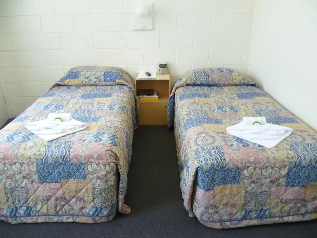 אדלייד Norfolk Motor Inn 3*,